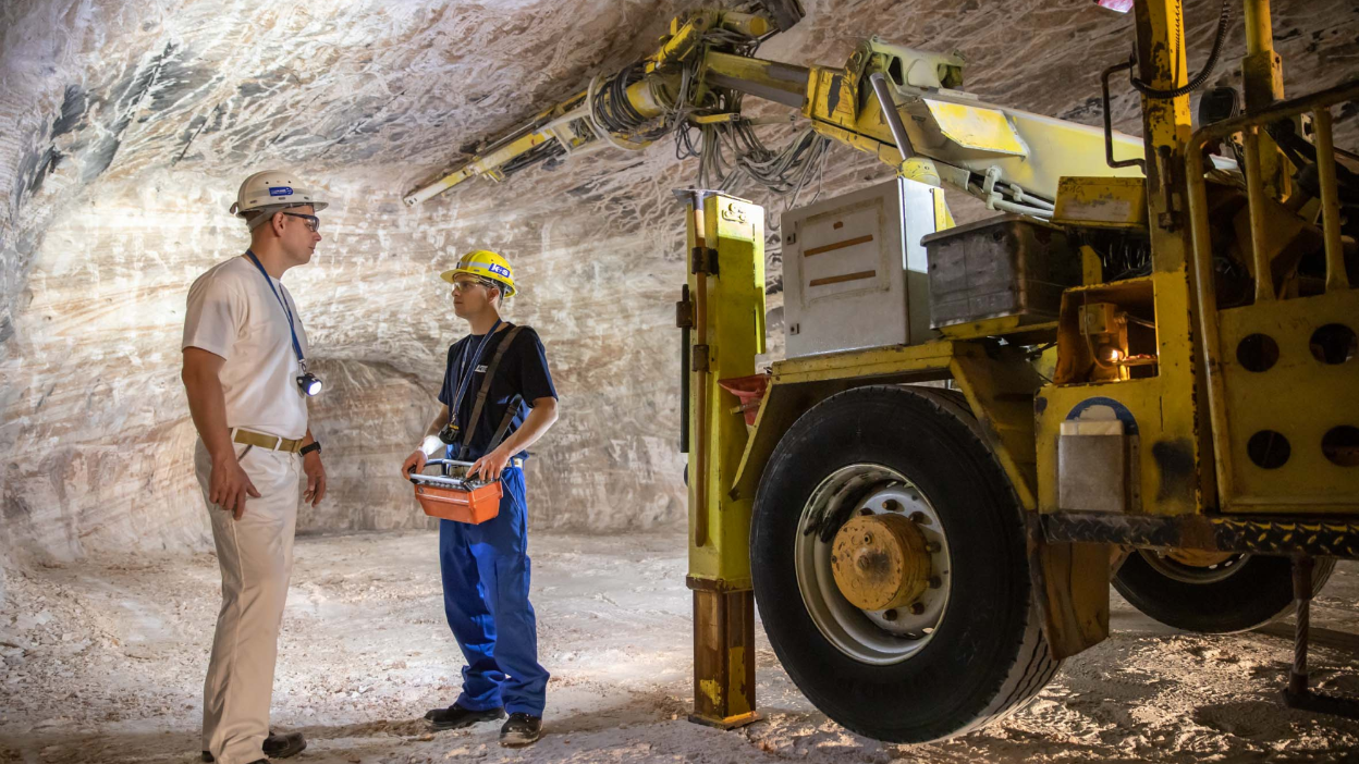 Mining technologists underground